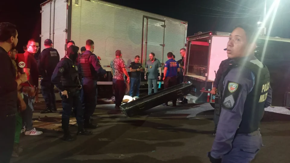 VEJA O VÍDEO | Homem é morto por asfixia após discussão por sacola de macaxeira