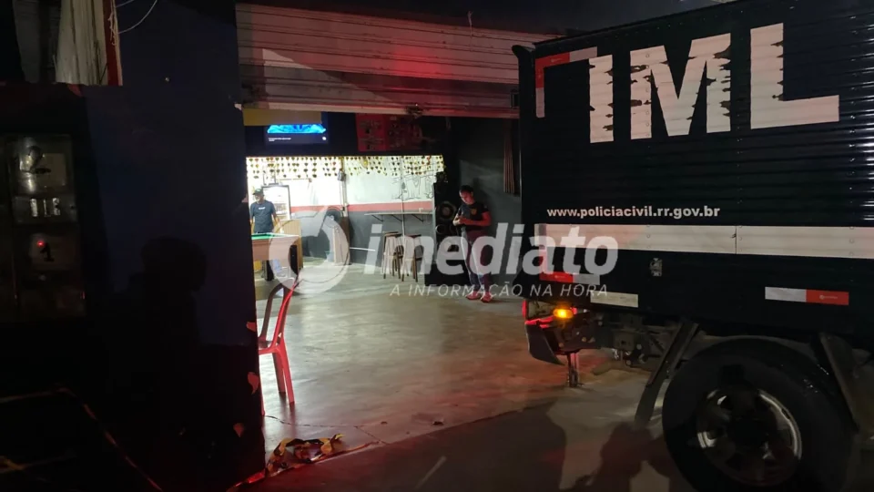 VEJA VÍDEO: Suspeito de assalto morre após ser baleado por militar em Boa Vista