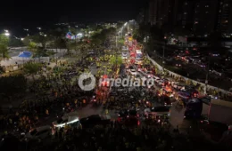 Trânsito fica congestionado após Bloquinho do 22 e saída de apoiadores de Flávio Bolsonaro em Manaus
