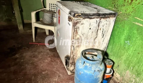 Solidariedade: após perder quase tudo em incêndio, mulher pede ajuda para recomeçar em Manaus