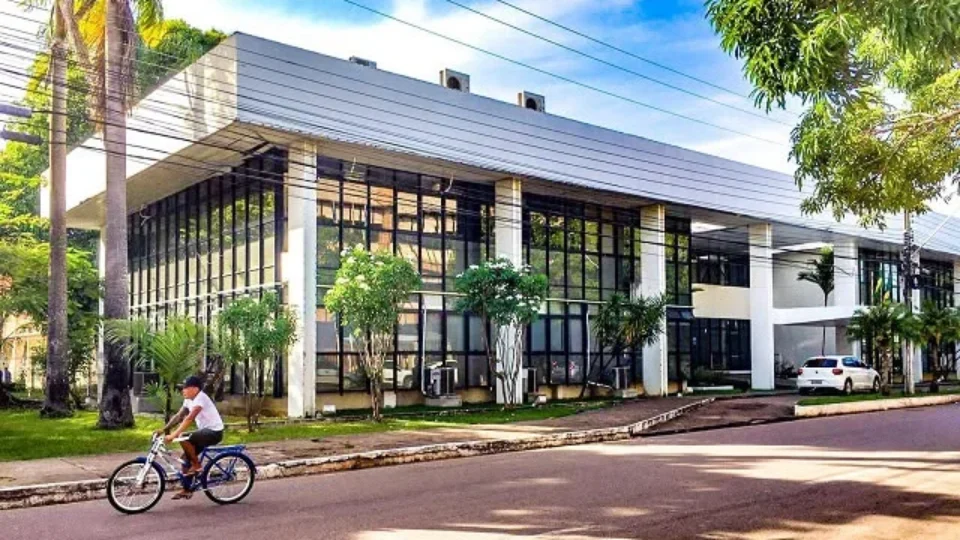 Casa Civil do Amapá reconhece dívida de R$ 110 mil com locadora; nota fiscal é de R$ 193 mil