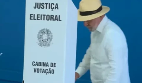 Lula vota em São Bernardo do Campo, no ABC Paulista