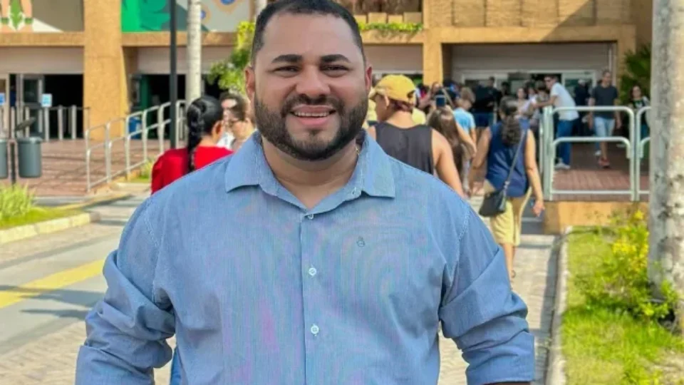 IMAGENS FORTES | Prefeito sofre acidente em estrada. Não há informações do estado de saúde