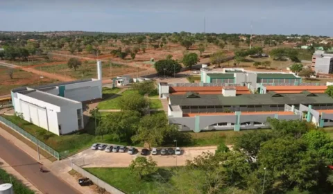 VAGAS | Universidade abre vagas para professor com salário de até R$ 8,3 mil