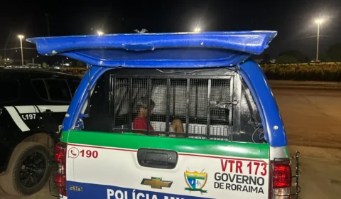 Suspeito é preso com moto adulterada após ser flagrado empinando veículo