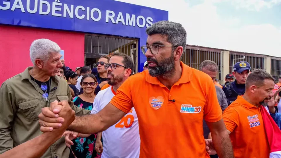 Dr. Daniel vence no 1º turno e é eleito governador do Pará