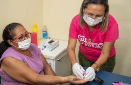 Outubro Rosa oferece consultas, exames e vacinação sem agendamento em Manaus